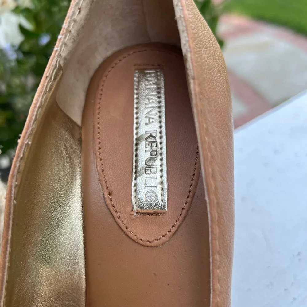 Banana Republic Tan Leather Wedge Peep-Toe